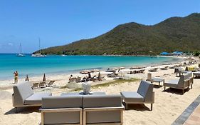 Le Domaine Anse Marcel Beach Resort